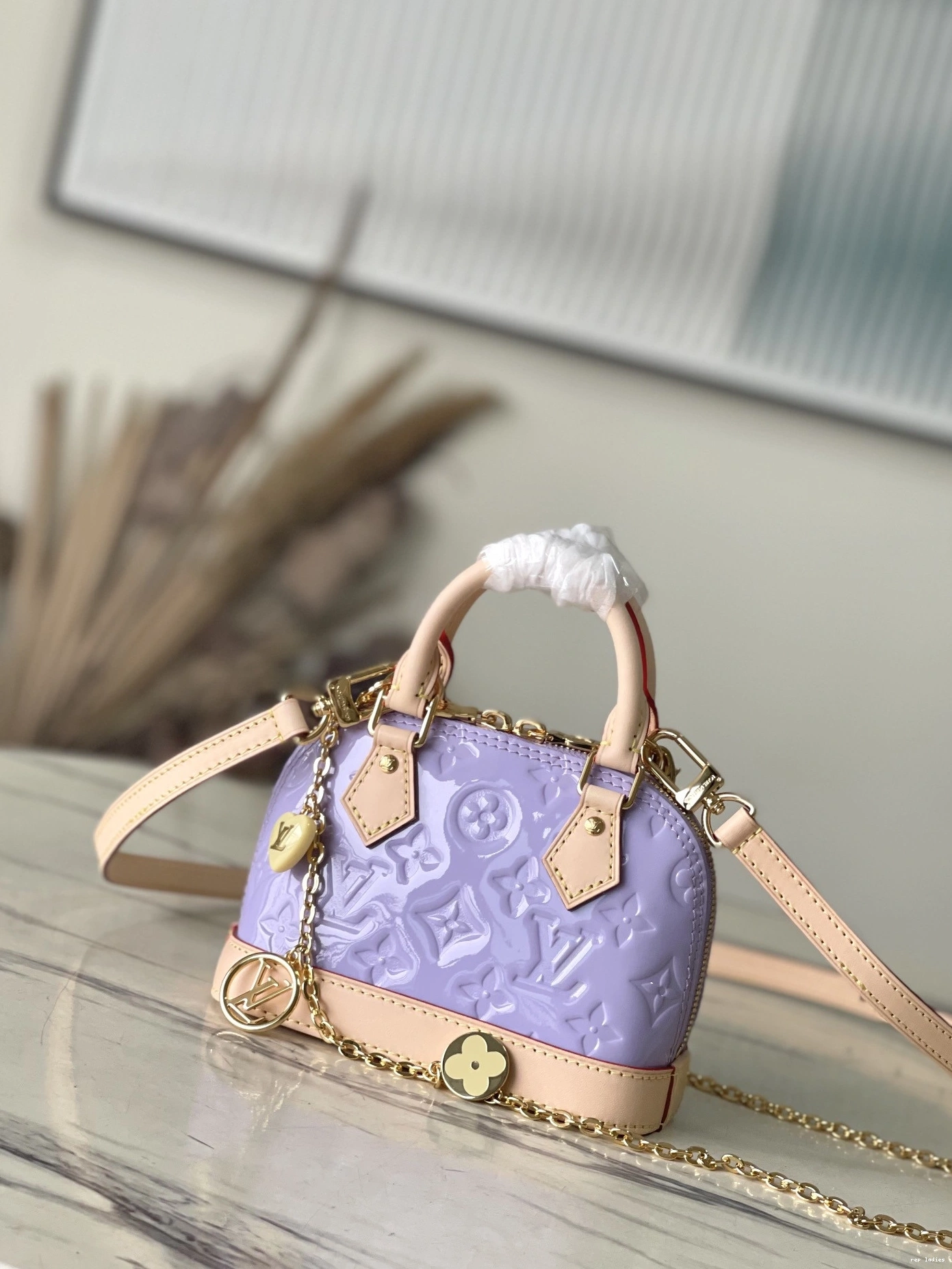 Cheap VUITTON Alma-18*12*8cm Nano LOUIS 0714